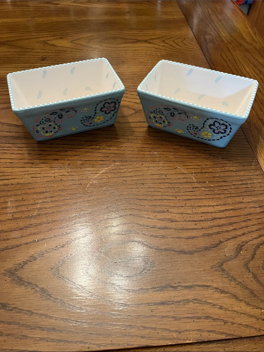 5 piece bakeware set with floral paisley design